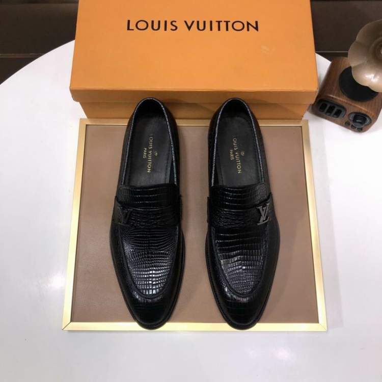 Picture of Louis Vuitton Shoes _SKULVsz38-45hnh085614699